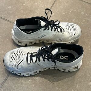 On Cloud X 2.0 size 9